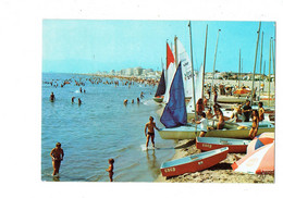 Delcampe - Cpm 66 - Canet Plage - Animation Baigneurs Bateau CNCP - Canet Plage