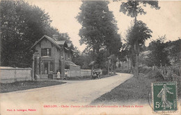 GAILLON - Chalet D'entrée Du Château De Courtmoulin Et Route De Rouen - Otros Municipios
