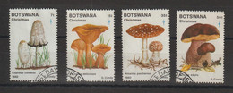 Bostwana 1982 Champignons 469-472 4 Val Oblit. Used - Botswana (1966-...)