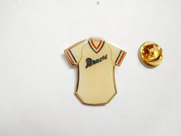 Beau Pin's , Baseball , Maillot , Braves D'Atlanta , Petit Modèle - Baseball