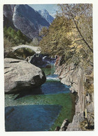 Switzerland, TI., Verzascatal, Alte Brücke Bei Lavertezzo, Valle Verzasca, Ponte Dei Salti. - Lavertezzo 