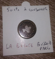 Jeton De Jeux De Comptoir De Bistrot Parisien "50c à Consommer / La Belote - Bussoz - Paris En L Etat Sur Les Photos - Monétaires / De Nécessité