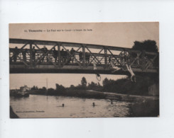 CPA -  Thourotte - Le Pont Sur Le Canal - L'Heure Du Bain - Thourotte