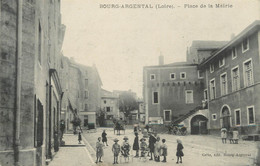 .CPA FRANCE 42 " Bourg Argental, Place De La Mairie " - Bourg Argental