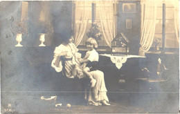 Lady With Girl,bird Cage, Teddy Bear, RPH 5736/1, Pre 1921 - Otros