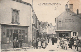 *** 44  ***   MACHECOUL Place De L'église Et La Rue St Honoré - Timbre Décollé - Machecoul