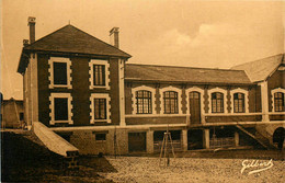 St Maurice Des Lions * Le Groupe Scolaire , Côté De La Cour * école - Sonstige & Ohne Zuordnung