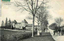 Tourriers * Chemin Et Vue Sur La Perroquerie * Villageois * Route - Sonstige & Ohne Zuordnung