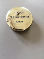 Rare Boite Ancienne Laiton Diamant Neige Des Cévennes Pour Le Brillant Des Ongles - Beauty Products