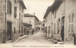 .CPA  FRANCE 69 " Chiroubles, Rue De La Poste" - Chiroubles