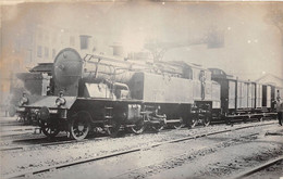 ¤¤   -  Carte-Photo D'une Locomotive Ancienne   -  Chemin De Fer Du P.L.M.  -  Cheminots      -  ¤¤ - Materiaal
