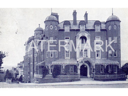 LLANDRINDOD WELLS GWALIA HOTEL OLD B/W POSTCARD WALES - Radnorshire