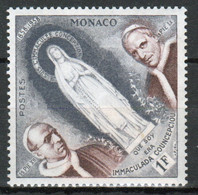 Monaco Single 1F Stamp From 1958  Set To Celebrate The Virgin Mary At Lourdes In Mounted Mint. - Used Stamps