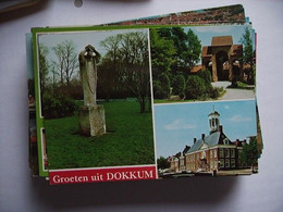 Nederland Holland Pays Bas Dokkum Met Bonifatius In Een Park - Dokkum