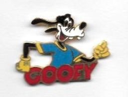 Pin's  Cinéma, B D, DISNEY, Personnage  Chien  GOOFY  ( Dingo )  Voir  Description - BD