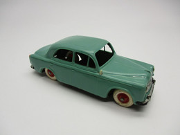 Ancienne NOREV  Peugeot 403 - Jouets Anciens