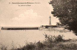 St Georges De Didonne * Vue Sur La Jetée Et Le Phare * Lighthouse - Saint-Georges-de-Didonne