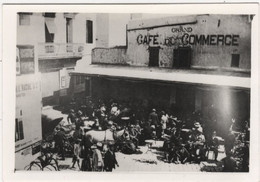 Photo Originale MAROC CASABLANCA Révolution Marocaine Commerce Grand Café Racine Aviation - Guerre, Militaire
