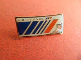 Pins Pin's Avion Aviation Compagnie Aerienne : Air France - Avions