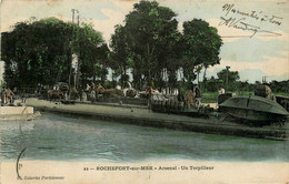 Rochefort Sur Mer * Arsenal * Un Torpilleur Dans Le Port * Navire Marine Française - Rochefort