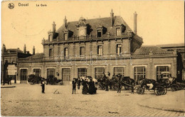 T2/T3 1917 Douai, La Gare / Railway Station, Horse Carts (EK) - Unclassified