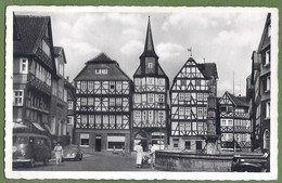 CPSM PF Vue Rare - ALLEMAGNE - FRITZLAR - LA PLACE - FONTAINE - Animation, Autos Combi WW - édition CAPARU - Fritzlar