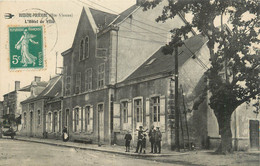 . CPA FRANCE 87 "Bussière Poitevine, L'Hôtel De Ville" - Bussiere Poitevine