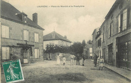 .CPA FRANCE 87 " Laurière, Place Du Marché Et Le Presbytère" - Lauriere