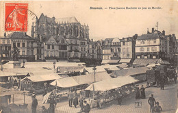 60-BEAUVAIS- PLACE JEANNE HACHETTE UN JOUR DE MARCHE - Beauvais