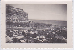 974 - ILE LA REUNION - SAINT DENIS - BAS DE LA RIVIERE - AU LOIN ROUTE DE LA CORNICHE ET PONT DU CHEMIN DE FER - Saint Denis