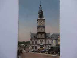 LE CATEAU L HOTEL DE VILLE CARTE COULEUR ERIC NOMBREUSES VIEILLES VOITURES - Le Cateau