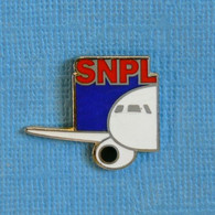 1 PIN'S //   ** AVIATION / S.N.P.L. / SYNDICAT NATIONAL DES PILOTES DE LIGNE ** - Avions