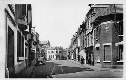 02-LA-FERE- VUE VERS LA PLACE PAUL-DOUMER - Fere En Tardenois