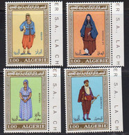 Algerie 1975 Yvert 606 / 609 ** Neufs Sans Charniere. Costumes Algeriens - Algeria (1962-...)