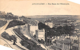 Angoulême         16       Rue Basse De L'Hémicycle     (voir Scan) - Angouleme