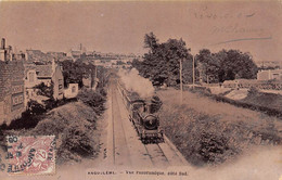 Angoulême         16         Vue Panoramique Côté Sud . Train   (voir Scan) - Angouleme