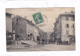 Delcampe - CPA :  14 X 9  -  TANINGES  - La  Place Et La Grande-Rue - Taninges
