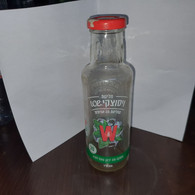 Israel-Wissotzky-ice Infusion Decides Tea, Real Mint Flavored Green Tea-( Plastic-bottle)-used - Koffiemelk-bekertjes