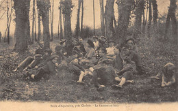 Chalais            16       Ecole D'Aquitaine. La Lecture Au Bois      (voir Scan) - Otros & Sin Clasificación