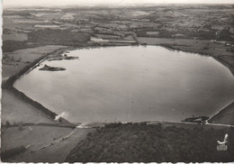 En Avion Au-dessus De ...  Cpsm 10x15 . POUILLY EN AUXOIS (21) L'Etang De Pauthier - Trégastel