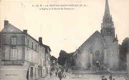 79-LA-MOTHE-SAINT-HERAY- L'EGLISE ET LA ROUTE DE PAMPROUX - La Mothe Saint Heray