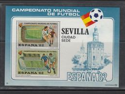 ESPAÑA 1982 - HOJA RECUERDO SEVILLA - CIUDAD SEDE DEL MUNDIAL DE FUTBOL ESPAÑA-82 - Feuillets Souvenir