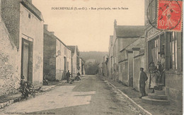 PORCHEVILLE : RUE PRINCIPALE VERS LA SEINE - Porcheville