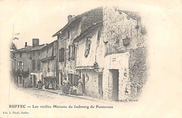 Ruffec           16          Vieilles Maisons Du Faubourg Du Pontereau         (voir Scan) - Ruffec