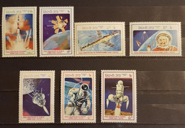 LAO 1986 THE 25TH.ANNIVERSARY OF FIRST MAN IN SPACE COMPLET SET PERFORED MNH - Non Classés