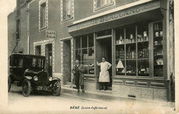 Chateaubriant * Béré BERE * Devanture Epicerie BEAULAND Galoches Café * Automobile Ancienne * Commerce Magasin - Châteaubriant