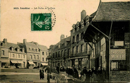 Loudéac * Les Halles Et La Place * Librairie * Commerce Magasin MALIVEL * Marché Marchands - Loudéac