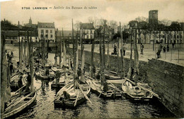 Lannion * Arrivée Des Bateaux De Sables * Le Port , Le Canal - Lannion