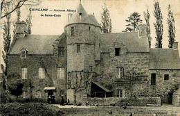 Guingamp * Vue Sur L'ancienne Abbaye De Ste Croix - Guingamp