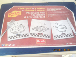 SET TABLE PUBLICITAIRE  EN PAPIER   RESTAURANTS FLUNCH   DECOUVREZNOSMENUS APRIXEXPRESS - Servilletas Publicitarias